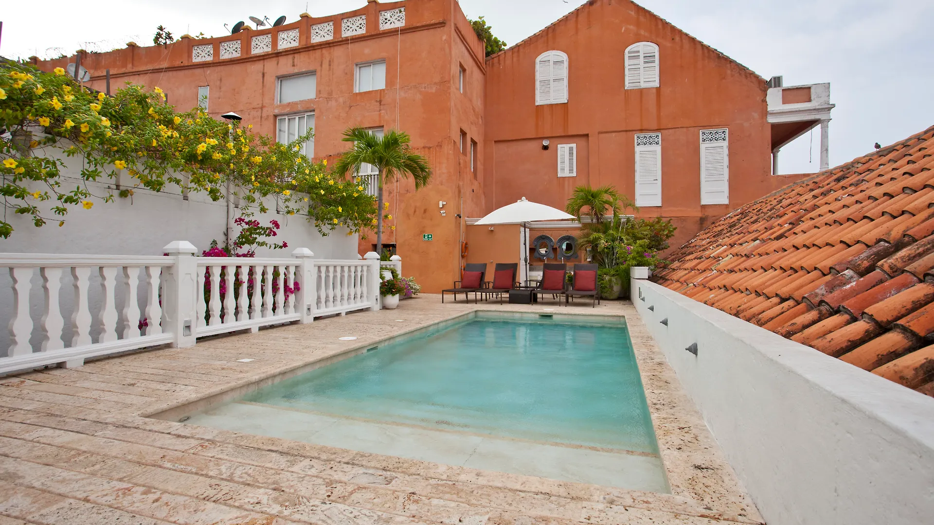 Hotel Boutique Casa Del Coliseo Cartagena  5*,