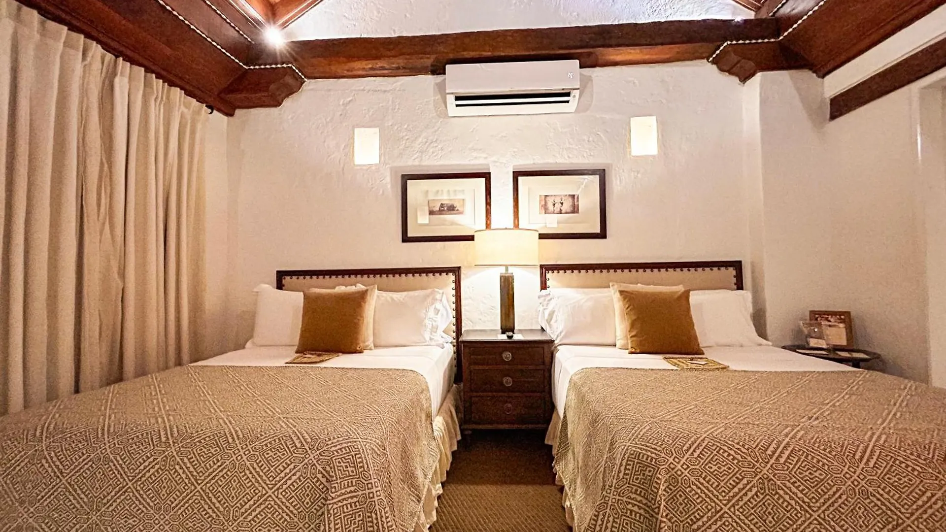 Hotel Boutique Casa Del Coliseo Cartagena
